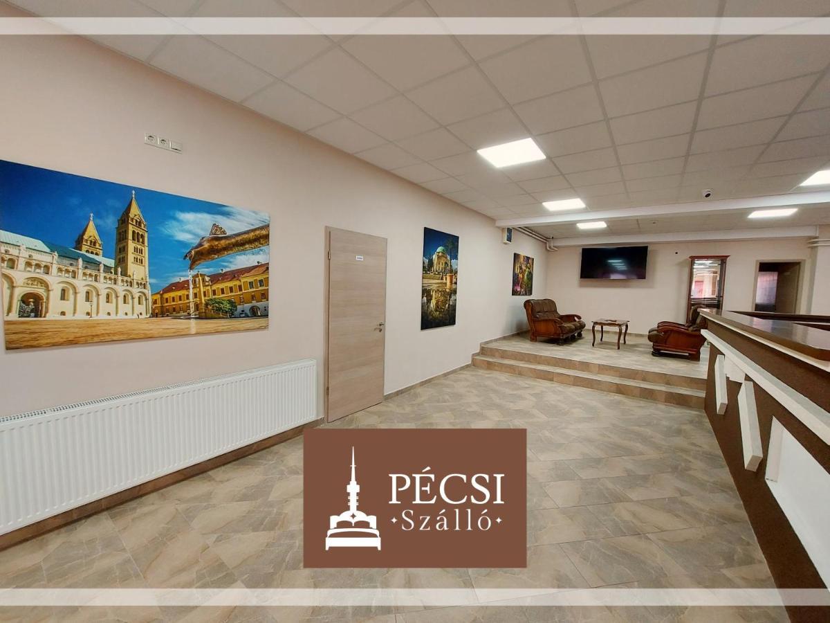 Pécsi Szálló Esterno foto